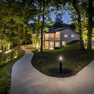 El Bosque De Apartamento Cubas (Cantabria)